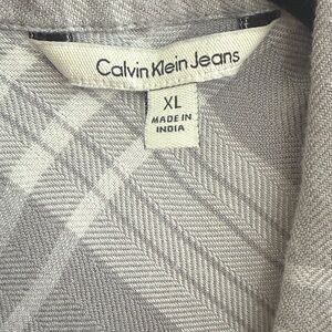 Women’s JCrew button front plaid shirt